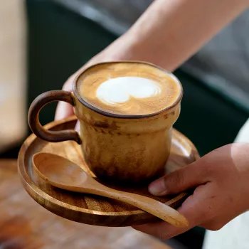 Vintage Ceramic Coffee Mugs: Handmade Comfort for Rituals
